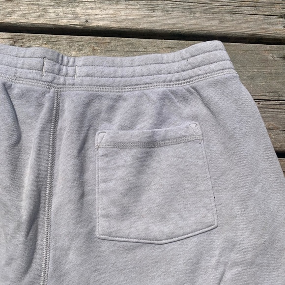 💜 Hollister Gray Drawstring Sweat Shorts - Size M - Picture 3 of 7